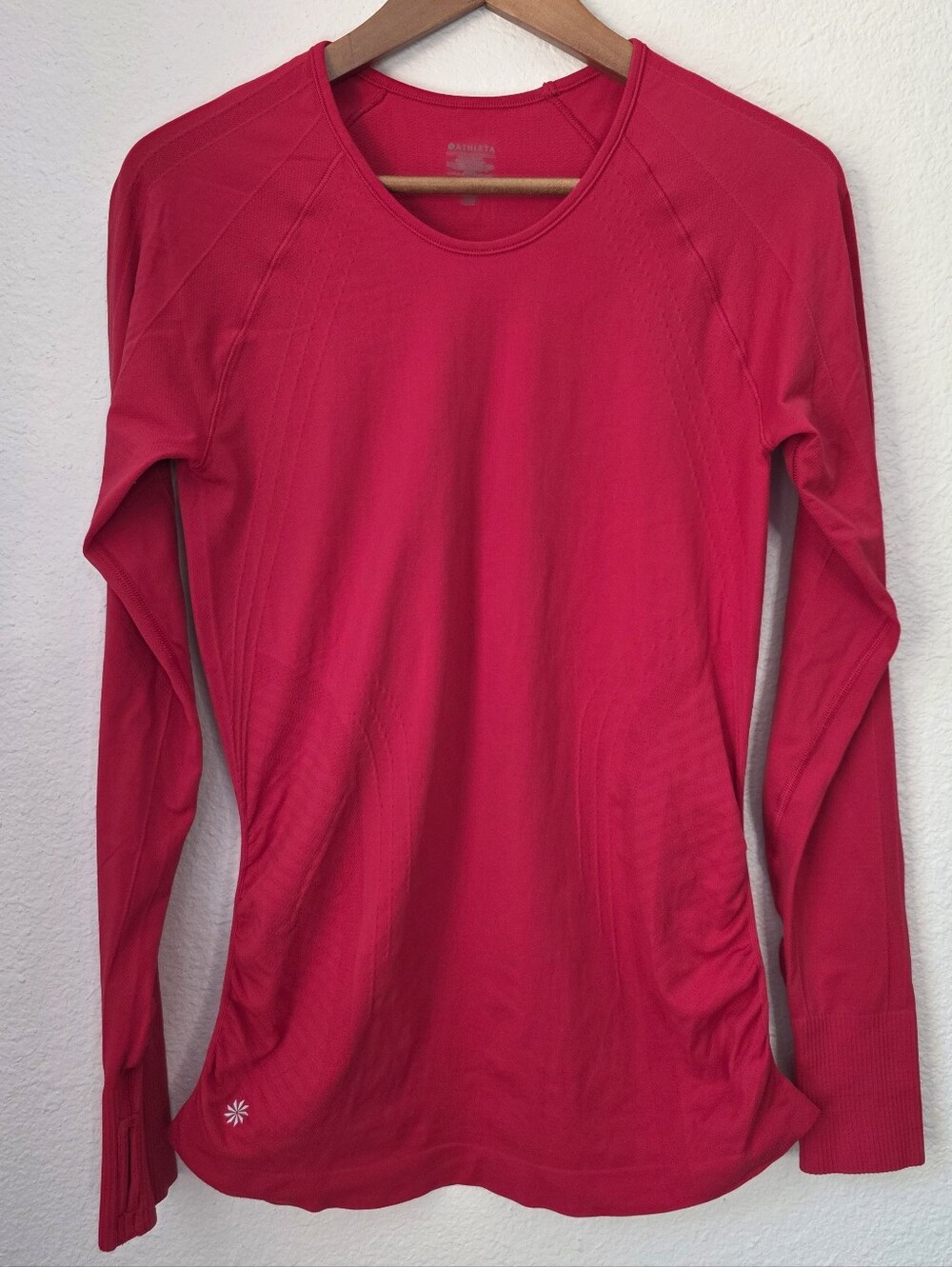 Athleta Momentum Long Sleeve, Size Medium